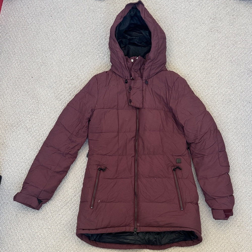 Volcom Snowboarding Jacket, Burgundy, Size M